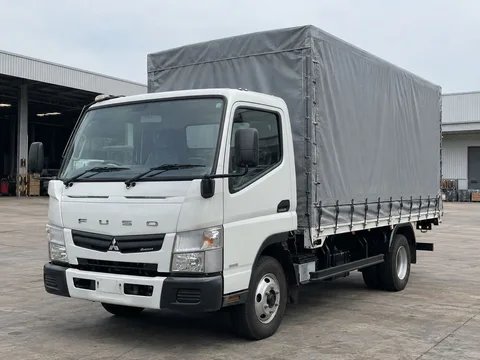 Mitsubishi Fuso Fuso 5 т · Тент · 5 т — перевозчик Перевозка грузов — Пермь и Пермский край, Пермь