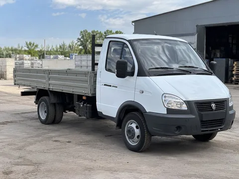 Газель · Грузовой автомобиль — перевозчик ГАЗель, грузчики, вывоз мусора и мебели, Пермь